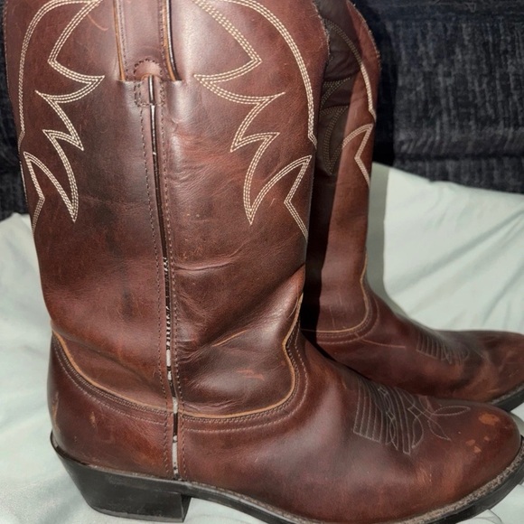 Durango Brown Leather Cowboy Boots | Classic Western Style - Picture 2 of 4